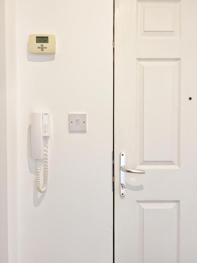 Lovely 1 Bedroom Apartment In South East לונדון מראה חיצוני תמונה