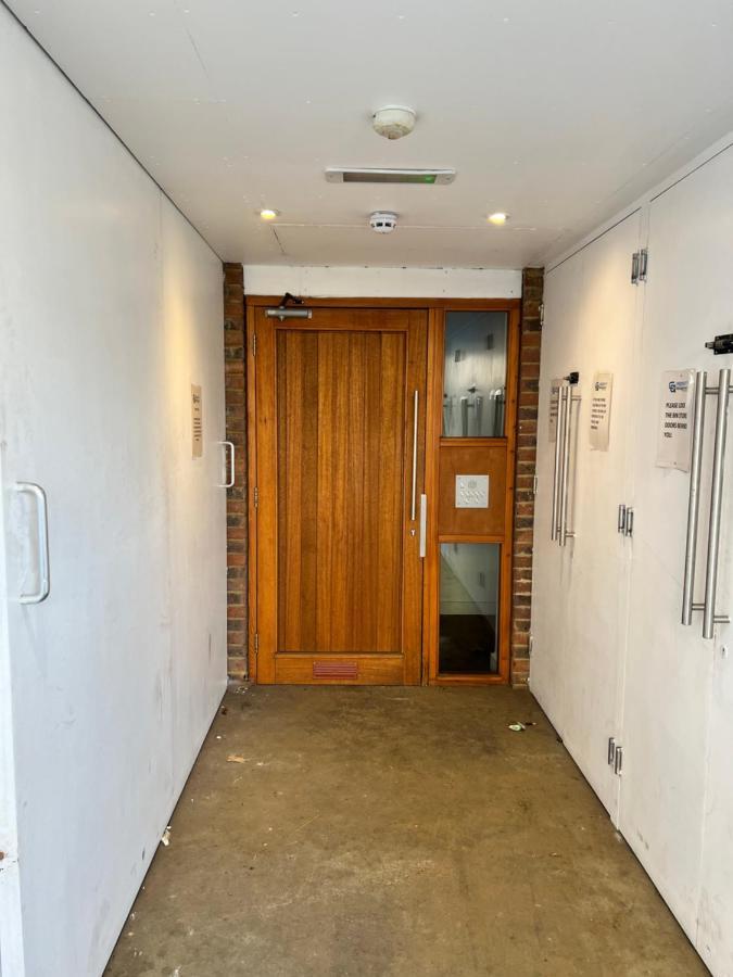 Lovely 1 Bedroom Apartment In South East לונדון מראה חיצוני תמונה